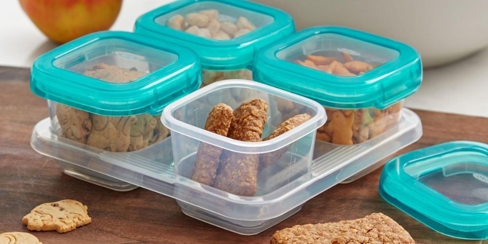 OXO Tot snack box food container