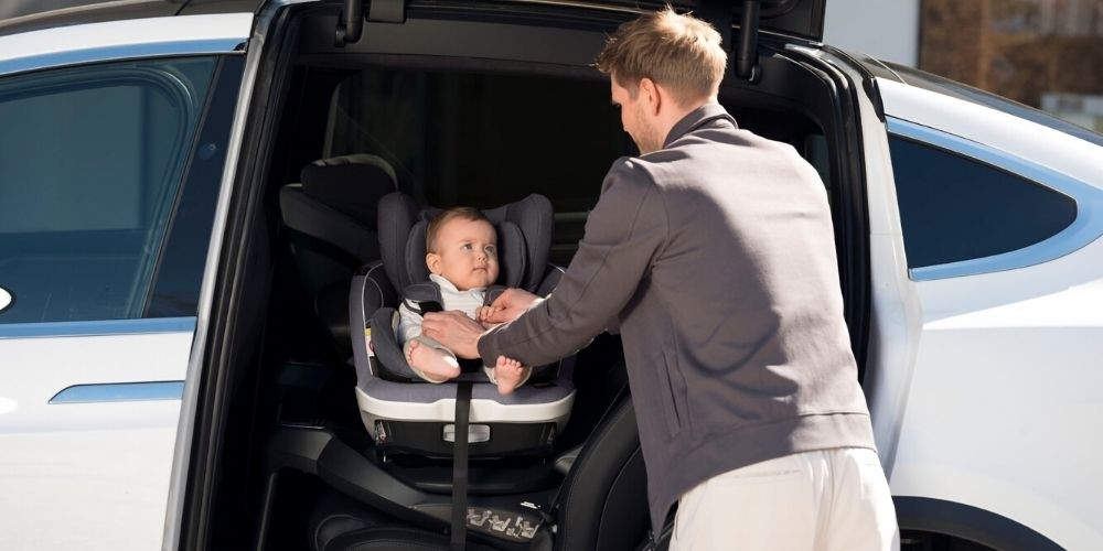 safest child car seat