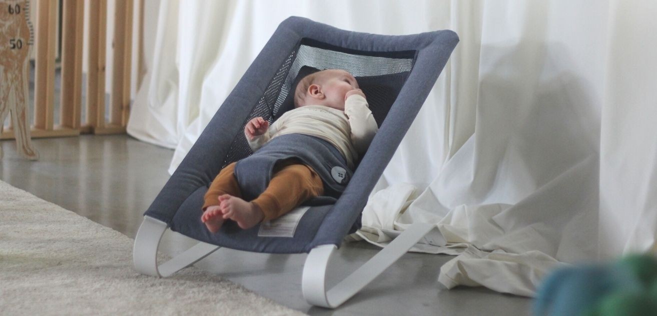 Bombol wipstoeltje voor baby en kleuter: - Babymatters